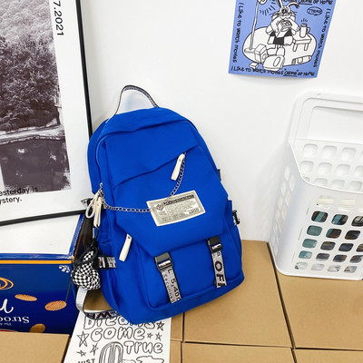 Nový model batohu pre mužov s nápisom a kovovou retiazkou