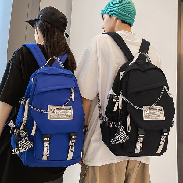 Nový model batohu pre mužov s nápisom a kovovou retiazkou