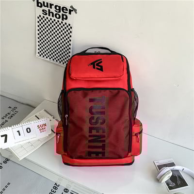 Férfi hátizsák hálóval és külső zsebekkel