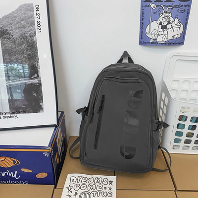 Vyriška laisvalaikio kuprinė su kišene priekyje