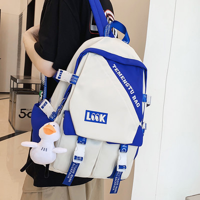 Rucsac modern pentru bărbați din material textil cu inscripție și element 3D