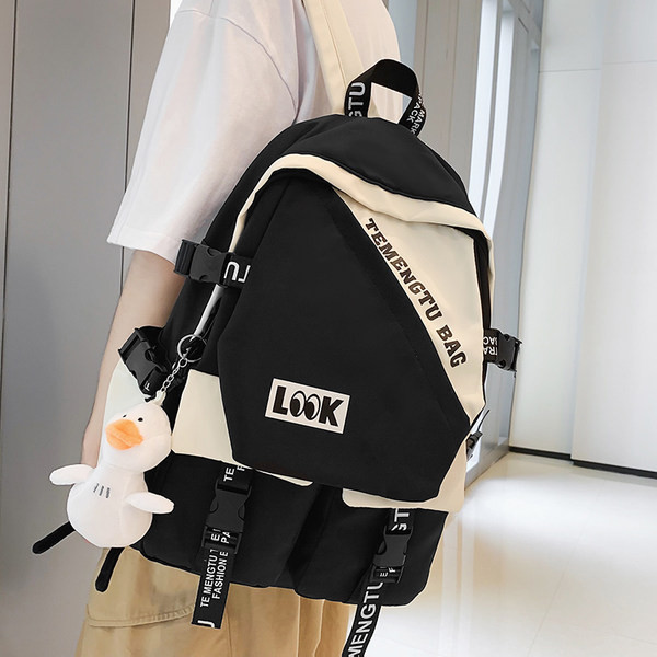 Rucsac modern pentru bărbați din material textil cu inscripție și element 3D