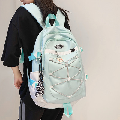 Novi model svakodnevnog ruksaka s privjeskom za ključeve