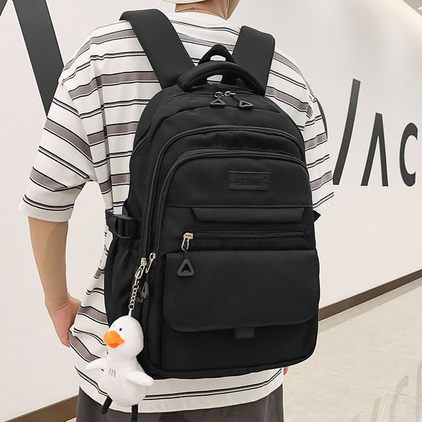 Novi model muškog ruksaka sa privjeskom za ključeve