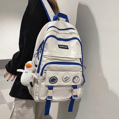 Každodenný batoh s kľúčenkou