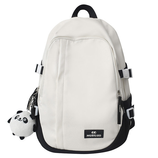 Pánsky batoh s nápisom a 3D prvkom vhodný na každodenné nosenie