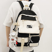 Pánsky textilný ležérny batoh s logom na prednom vrecku