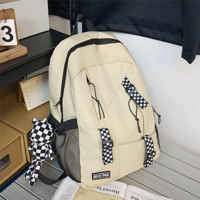 Pánsky ležérny batoh so zapínaním na zips a nápisom