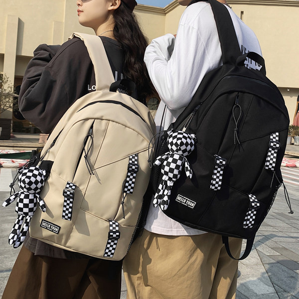 Pánsky ležérny batoh so zapínaním na zips a nápisom