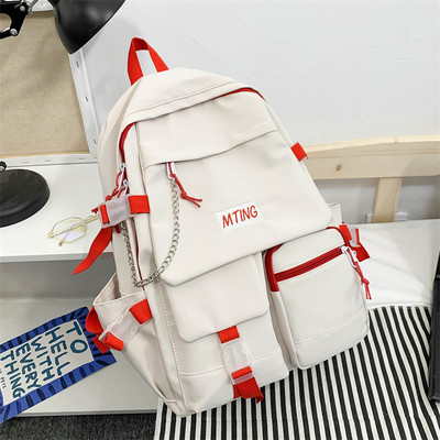 Textilný batoh pre mužov s nápisom a 3D prvkom