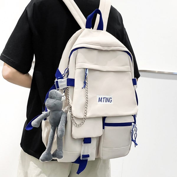 Textilný batoh pre mužov s nápisom a 3D prvkom