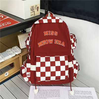 Pánsky ležérny batoh s obrázkami a nápismi