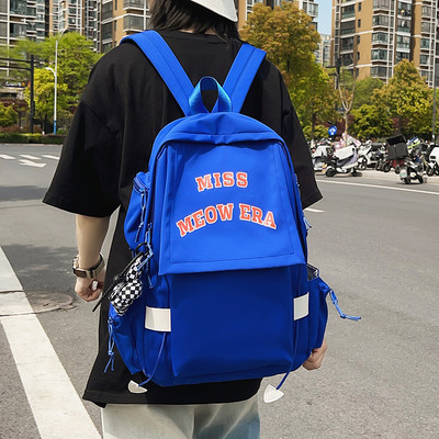 Pánsky ležérny batoh s obrázkami a nápismi