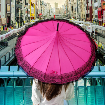 Γυναικεία ομπρέλα με δαντέλα 16 πλευρών Pagoda Parasol Princess με μακριά λαβή αντιανεμική ομπρέλα Sunny and Rainy για υπαίθρια φωτογραφία