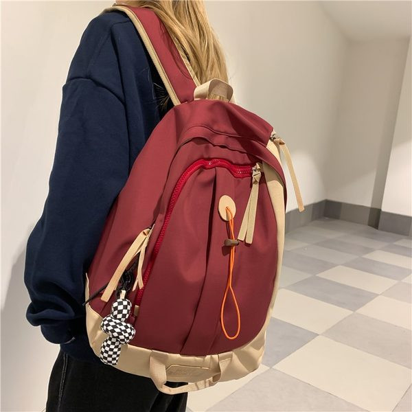 Rucsac textil cu multe compartimente in multe culori