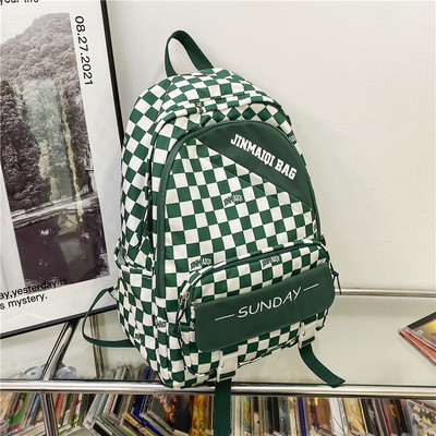 Pánsky batoh s figúrkami a nápisom