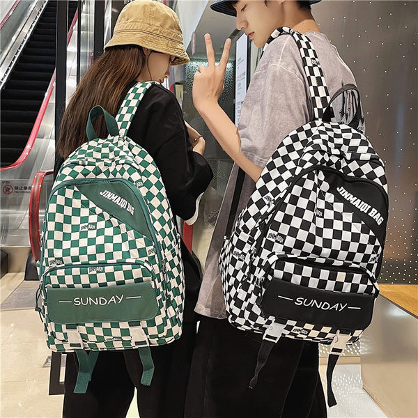 Pánsky batoh s figúrkami a nápisom