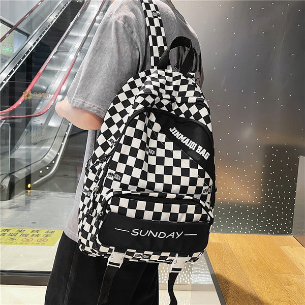 Pánsky batoh s figúrkami a nápisom