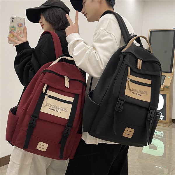 Pánsky batoh s bočnými vreckami a logom