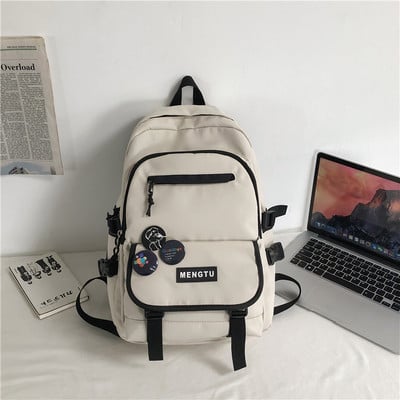 Textilný funkčný batoh s niekoľkými priehradkami