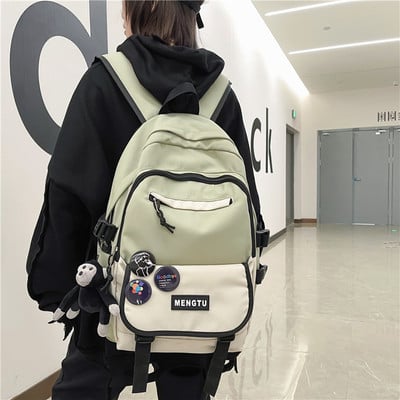 Textilný funkčný batoh s niekoľkými priehradkami