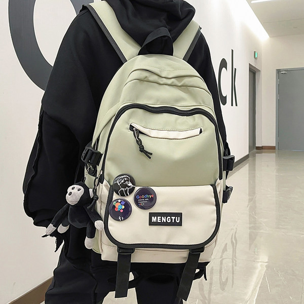 Textilný funkčný batoh s niekoľkými priehradkami