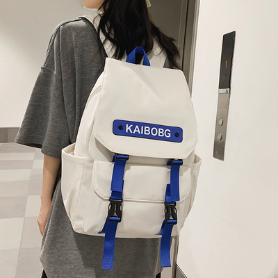 Nový model pánskeho textilného batohu s vreckami