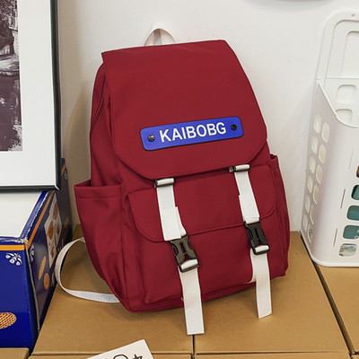 Nový model pánskeho textilného batohu s vreckami