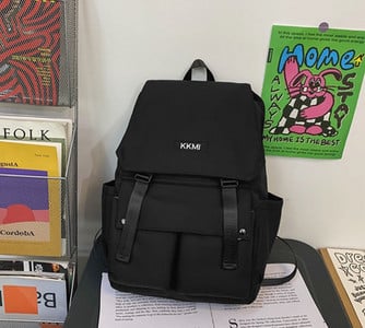 Vodeodolný pánsky batoh s nápisom vhodný na každodenné použitie