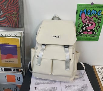 Vodeodolný pánsky batoh s nápisom vhodný na každodenné použitie