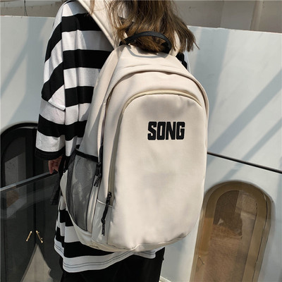 Nový model textilného batohu s nápisom pre mužov