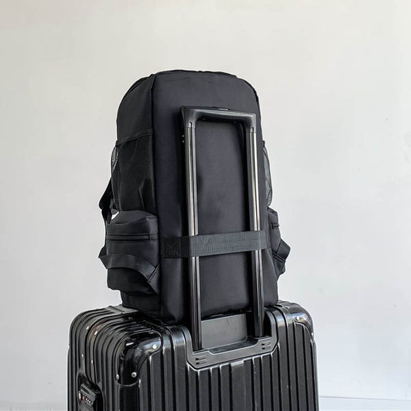 Ležeran muški ruksak sa širokim naramenicama - pogodan za putovanja