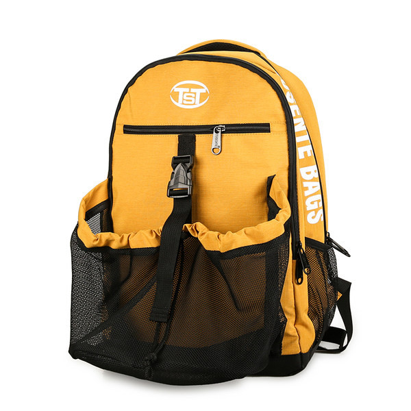 Pánsky textilný batoh vhodný na šport