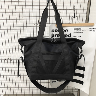 Veľká textilná taška, ktorú možno nosiť ako batoh