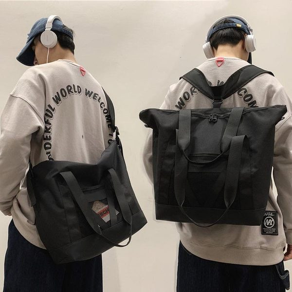 Veľká textilná taška, ktorú možno nosiť ako batoh