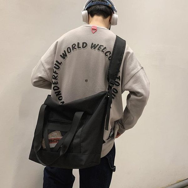 Veľká textilná taška, ktorú možno nosiť ako batoh