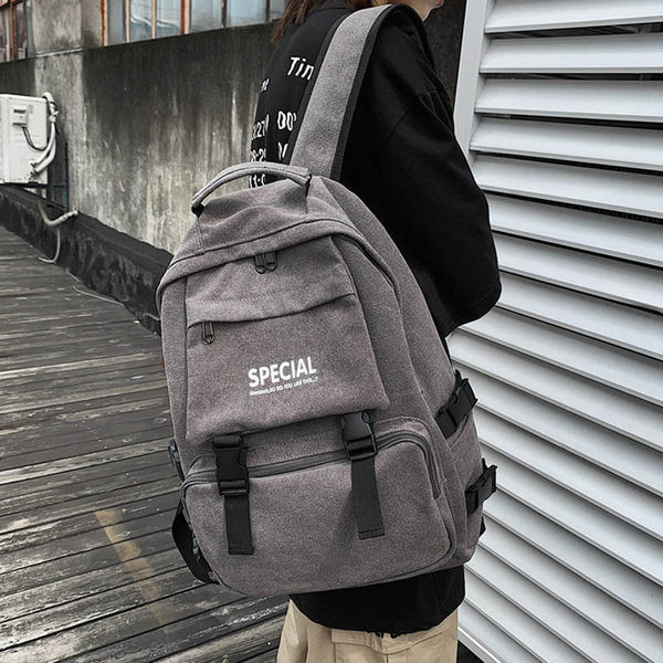 Pánsky plátený batoh so širokými popruhmi