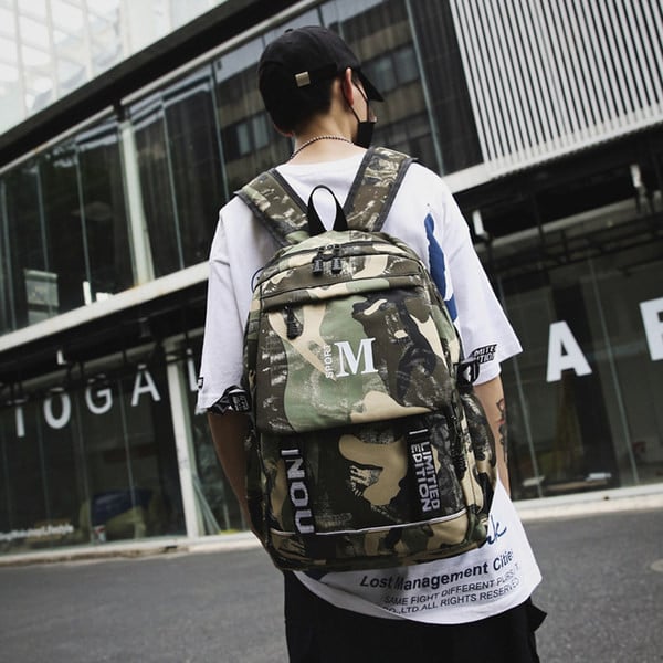 Pánsky plátený batoh so širokými popruhmi