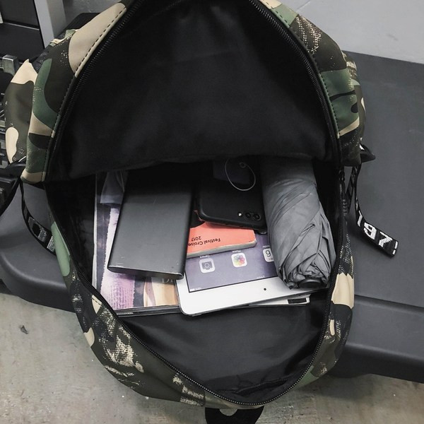 Pánsky plátený batoh so širokými popruhmi