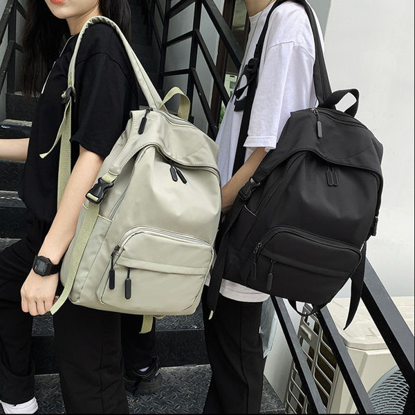 Jednofarebný textilný batoh pre mužov so zipsom