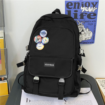 Pánsky batoh nového modelu so širokými popruhmi a vreckami