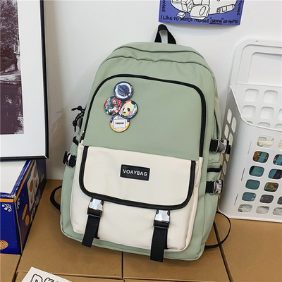 Pánsky batoh nového modelu so širokými popruhmi a vreckami