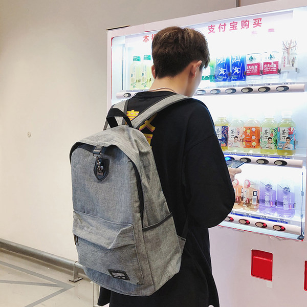 Pánsky plátený batoh so širokými popruhmi