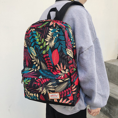 Pánsky batoh v čiernej farbe - s nápisom