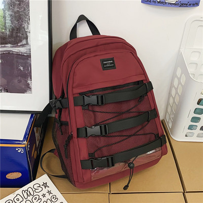 Moderný pánsky batoh s logom