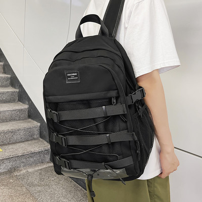 Moderný pánsky batoh s logom