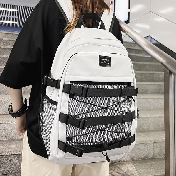 Moderný pánsky batoh s logom