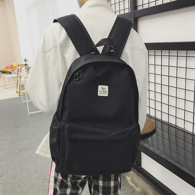 Pánsky textilný batoh s logom a zipsom