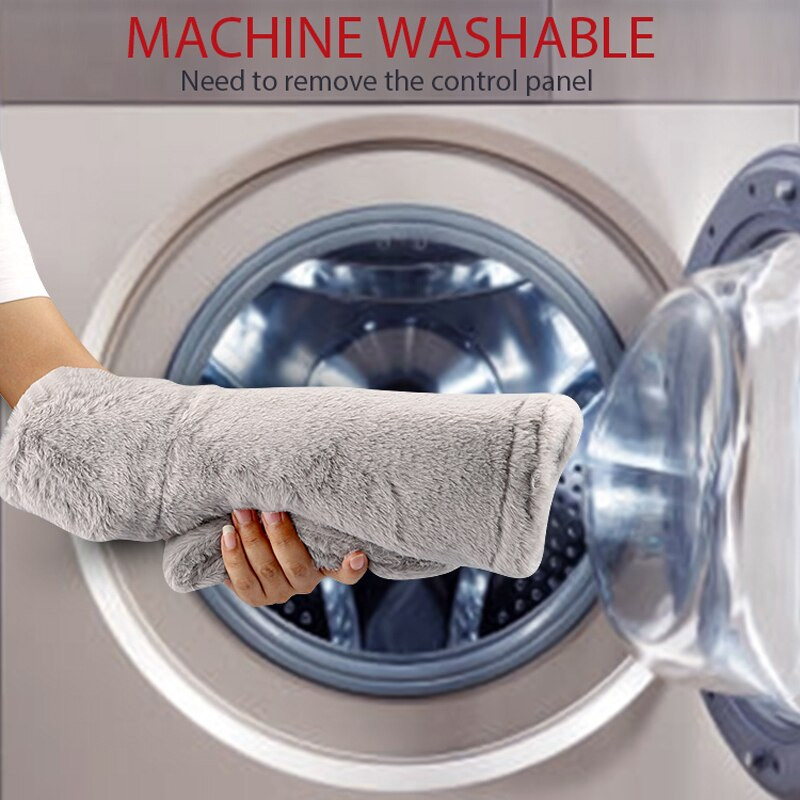 Vyhrievacia podložka na ramená a krk z králičej kožušiny, zabalená v šatke, na hypertermiu a zmiernenie bolesti