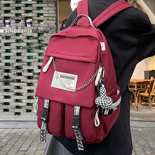 Rucsac textil model nou cu inscriptie si lant metalic pentru barbati